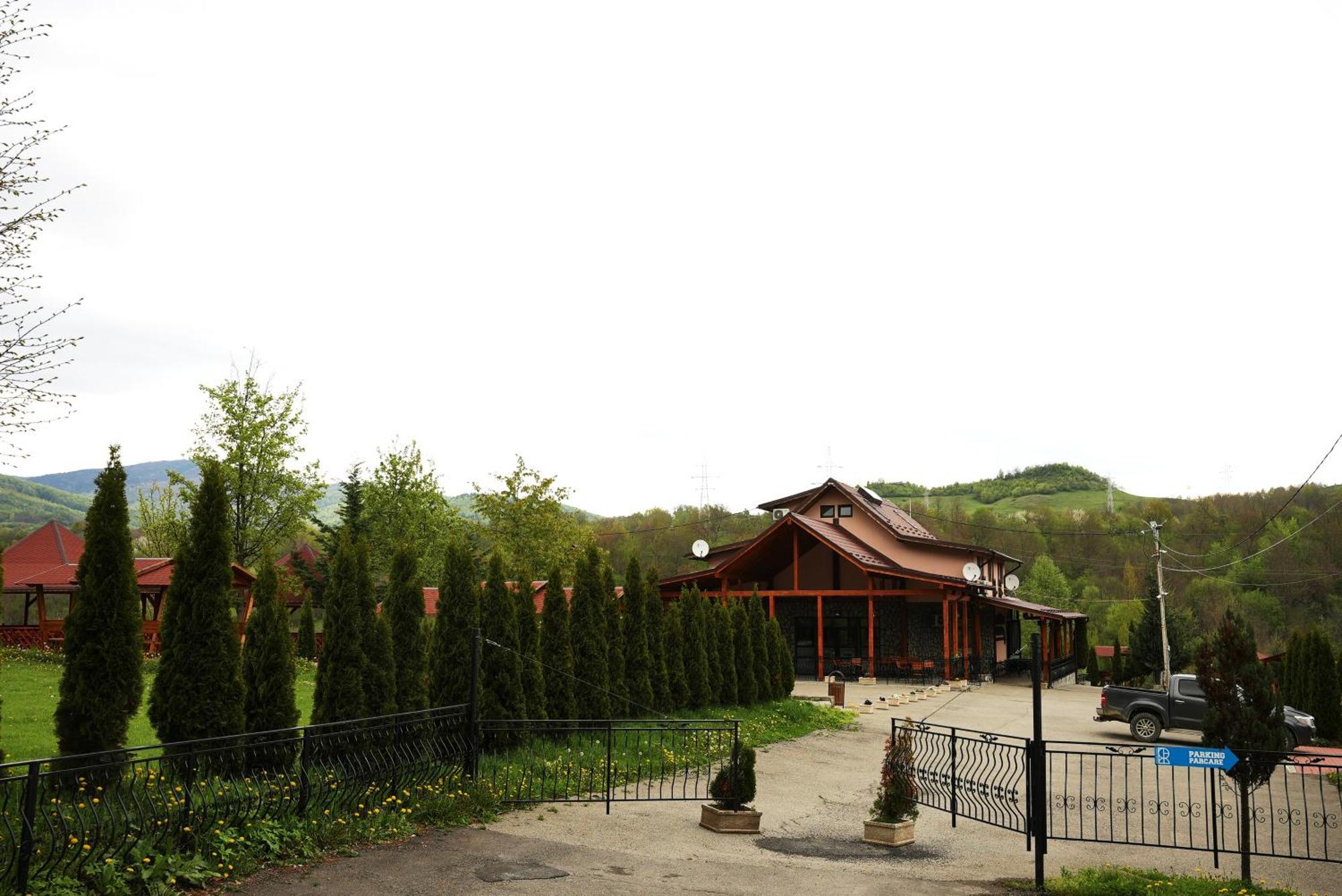 Pastravaria Crasna Bogiri Izvoarele (Prahova) Exterior foto
